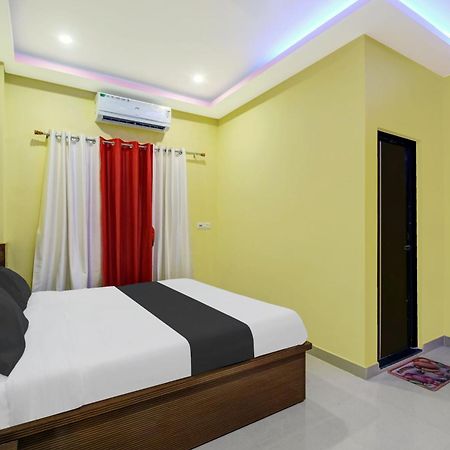 Super Hotel O Sai D-Lux Guwahati Luaran gambar